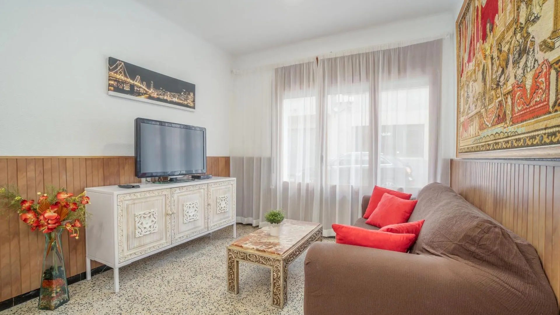 روساس Basic Comfort Apartment Poeta Marquina Pb 2026 0*,  إسبانيا